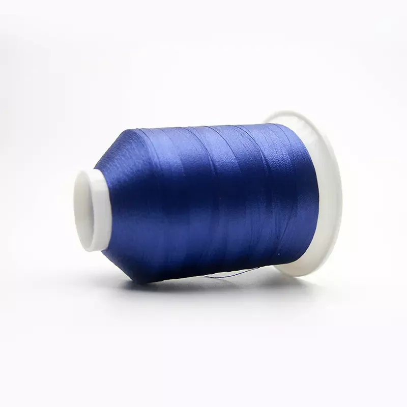 100 % polyester broderitråd 120D/2 100 % polyester broderitråd 120D/2